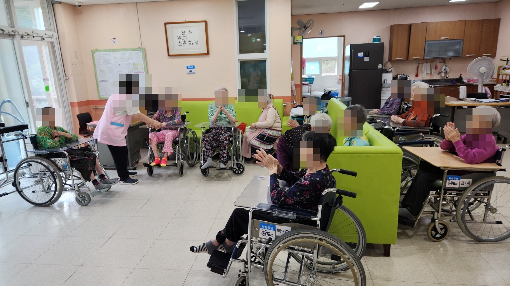 KakaoTalk_20250626_162812717_03.jpg