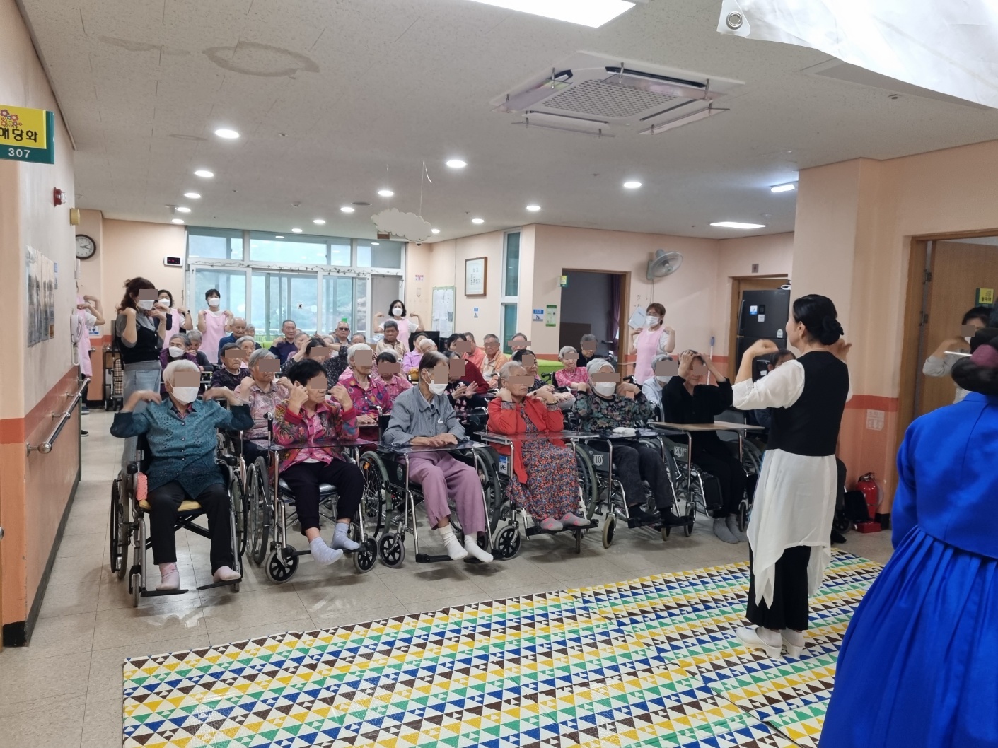 KakaoTalk_20241022_160222939_09.jpg