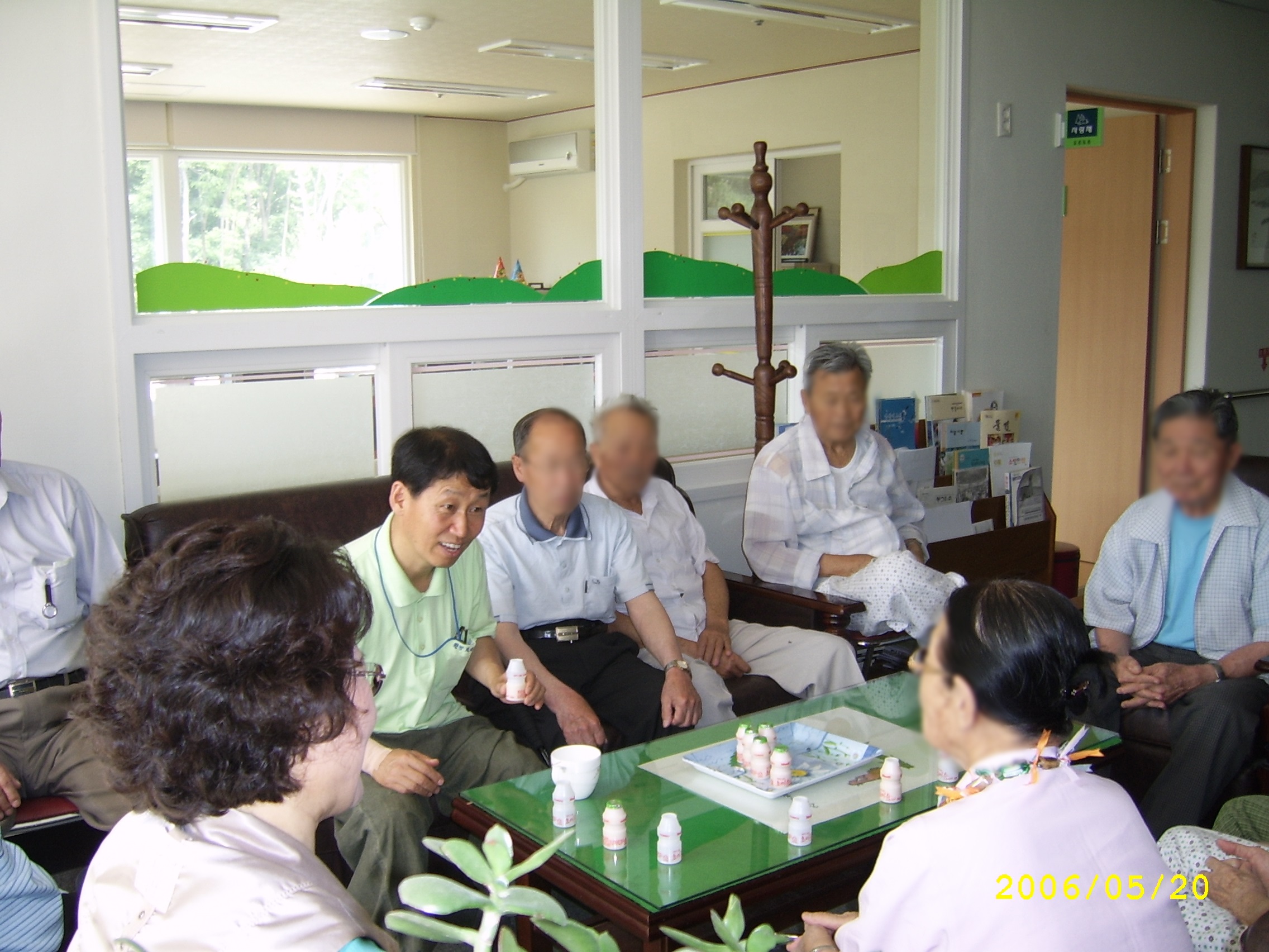 김필화어르신입주사진_003 (2).jpg