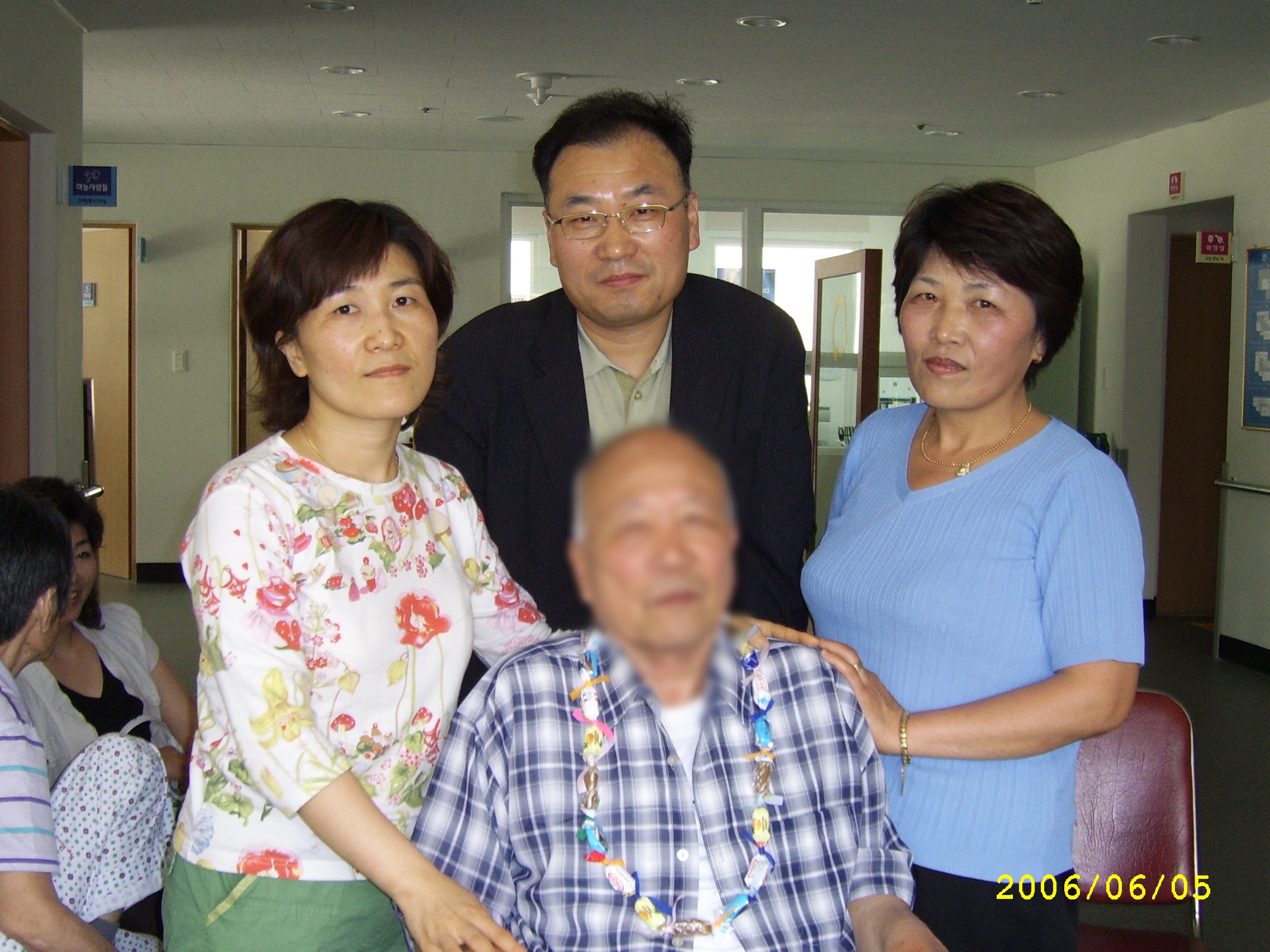 강명대어르신입주사진_004 (2).jpg