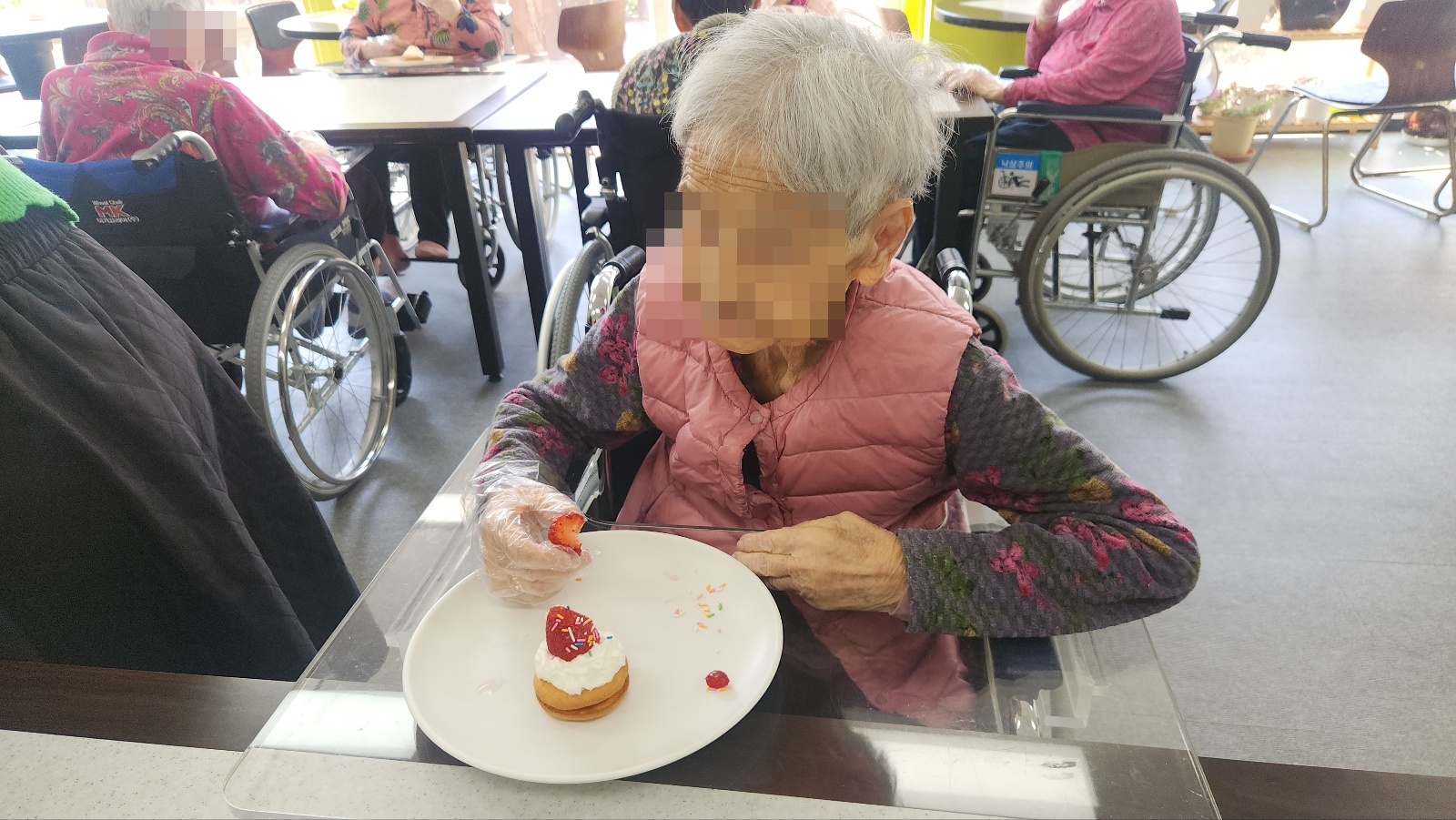 KakaoTalk_20250319_110112808_05.jpg